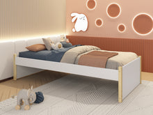 Cargar imagen en el visor de la galería, Cama evolutiva RAVI con barandas 90x190cms.