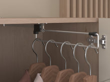 Cargar imagen en el visor de la galería, Cama BRIDGE queen oak + cajones + Armario/cabecero.